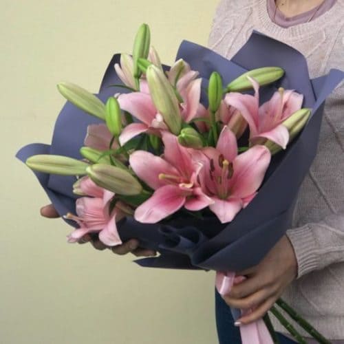 Лилии букет купить в Бресте с доставкой